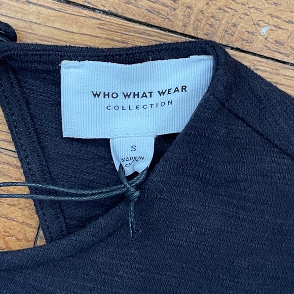 Who What Wear Megan Textured Open Back Bodysuit - Picture 4 of 9